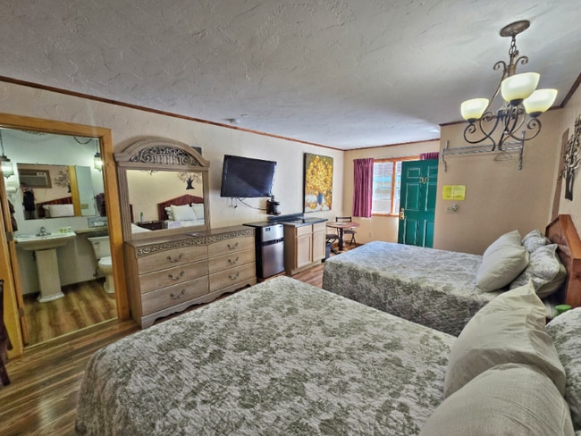 103 Charles St unit 30, Deadwood, SD 57732 - photo 4