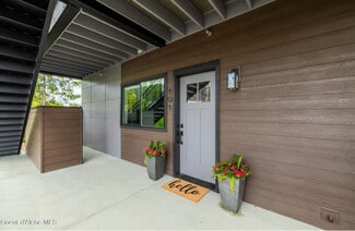 50 Carnelian Ave Unit 103, Ponderay, ID 83852