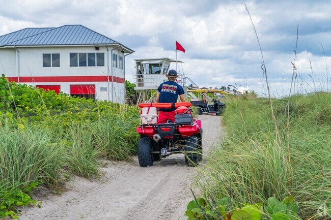 The nearby Atlantic beaches provide endless opportunities for sunbathing and swimming.