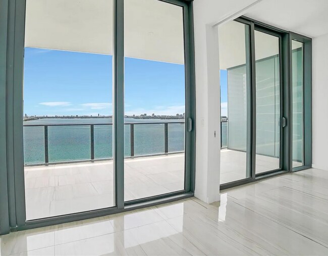 GranParaiso unit 2005, Miami, FL 33137 - photo 4