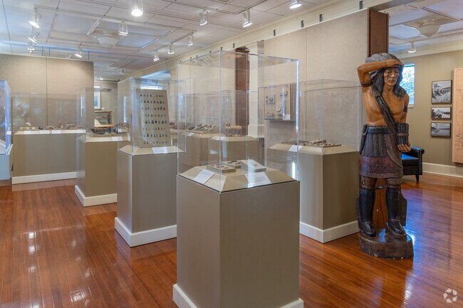 The Guntersville City Museum houses many artifacts that tell the story of Guntersville's history.