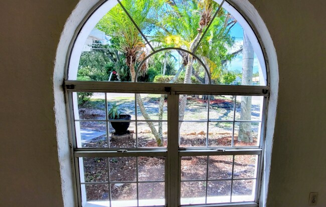 12991 114th Ave N, Largo, FL 33774 - photo 4