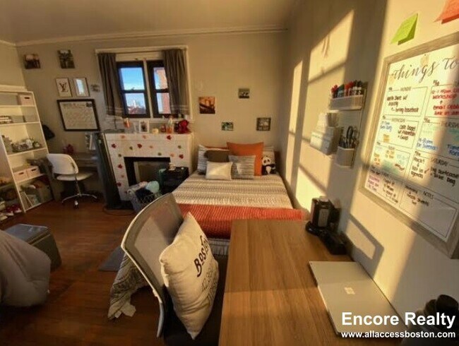 462 Park Dr unit 448-19, Boston, MA 02215 - photo 6