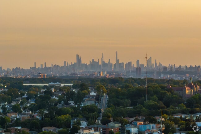 Northeast Yonkers is near New York City which is great for a quick commute.