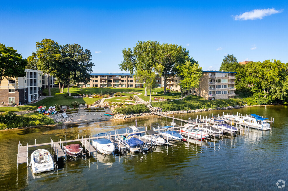Resident Boat Slips