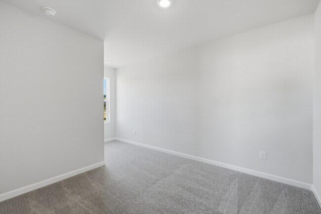 167 Plumtree Ct, King, NC 27021 - photo 3