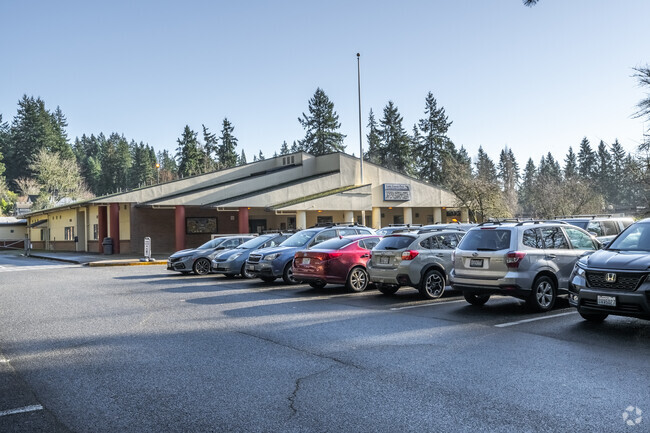 Lake Forest Park Elementary School parking.