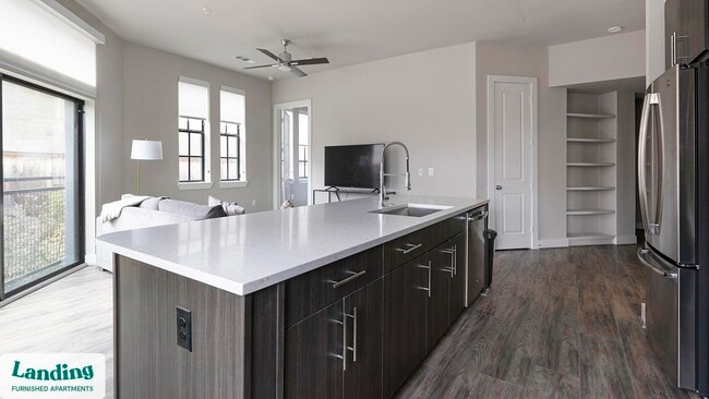 1215 Sawyer St unit 124, Houston, TX 77007 - photo 7