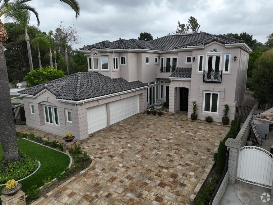 35 Emerald Glen, Laguna Niguel, CA 92677 - photo 2