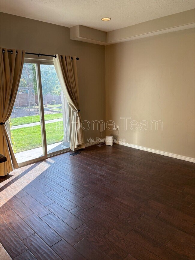 260 E Ailee Ln, Salt Lake City, UT 84107 - photo 4