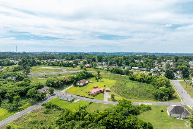 Enjoy your time in Smithfield Estates.