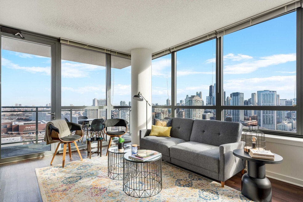 365 N Halsted St unit ID1243852P, Chicago, IL 60661 - photo 1