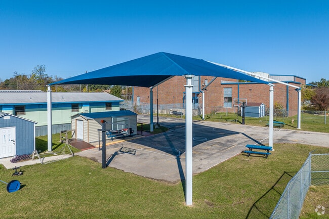Explore educational excellence at Webb Middle School.