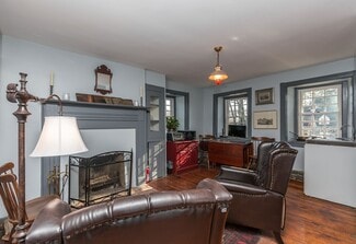 570 Mill Rd Unit Harford Hall, Havertown, PA 19083