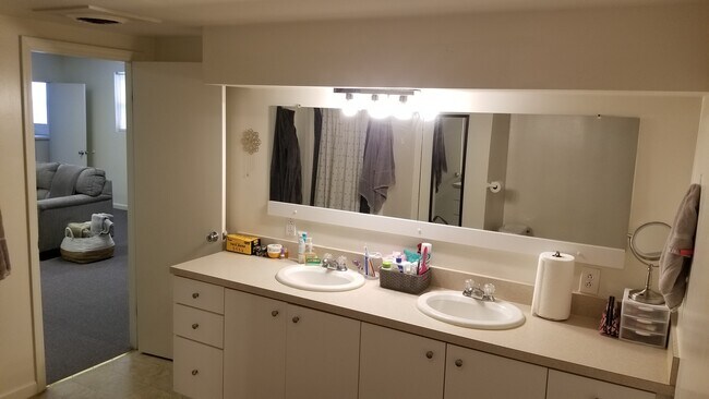 164 River St unit 1, Troy, NY 12180 - photo 6