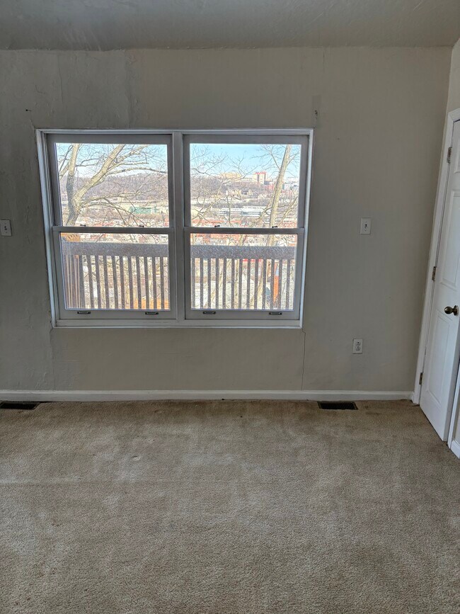 2405 Mission St unit 2403, Pittsburgh, PA 15203 - photo 6