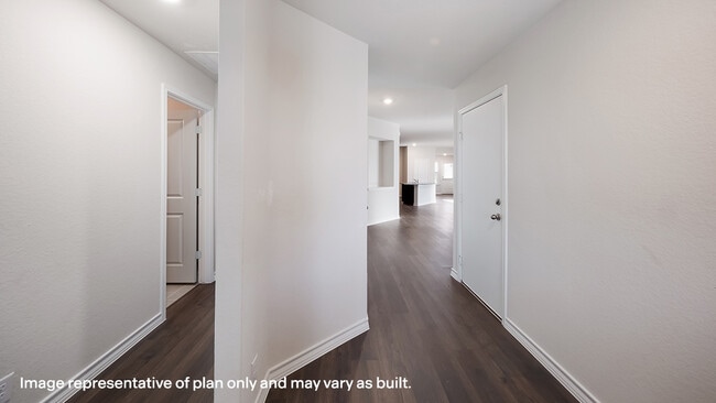 5019 Royal Mile, Converse, TX 78109 - photo 3