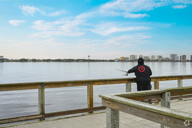 Cast your line into the Halifax River at Riverfront Veterans Memorial Park.