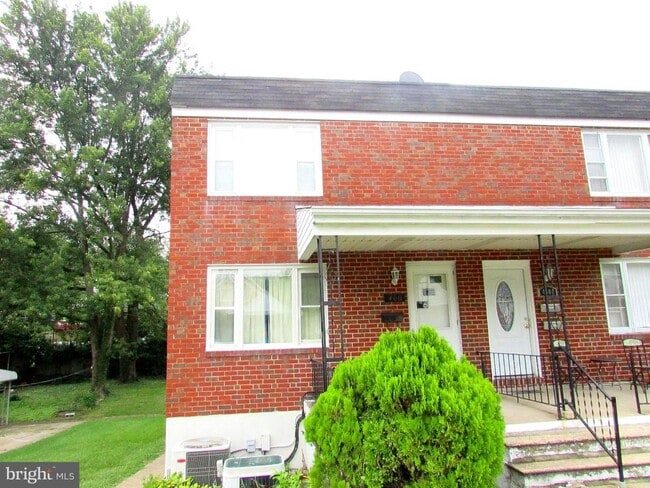 4611 Parkwood Ave unit A, Baltimore, MD 21206 - photo 2