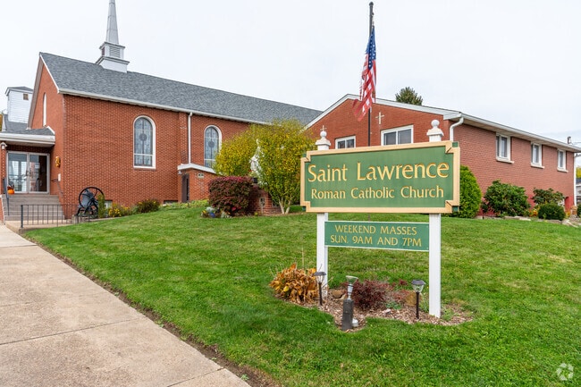 Enjoy your Sundays at the Saint Lawrence Church in Cadogan.