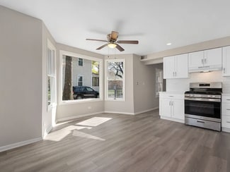 427 Delles Rd, Wheaton, IL 60187