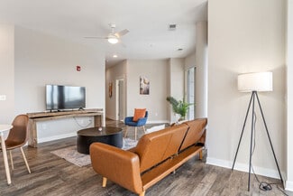 530 Massachusetts Ave Unit ID1074003P, Indianapolis, IN 46204