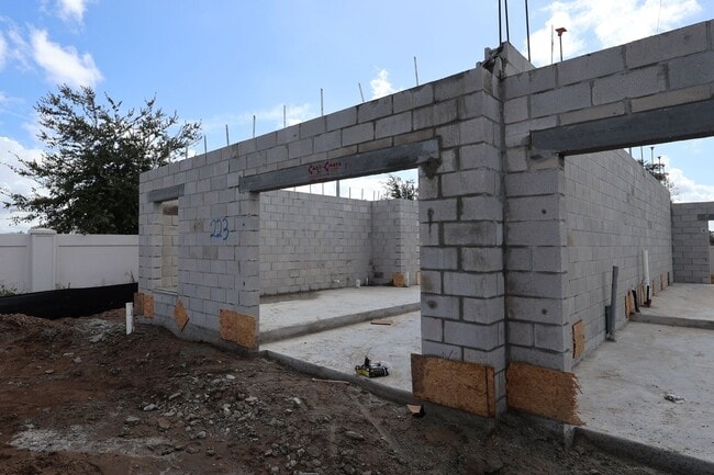 4100 Campsite Loop, Orlando, FL 32824 - photo 7