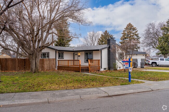 You can find homes spanning a wide price range in Kennewick.