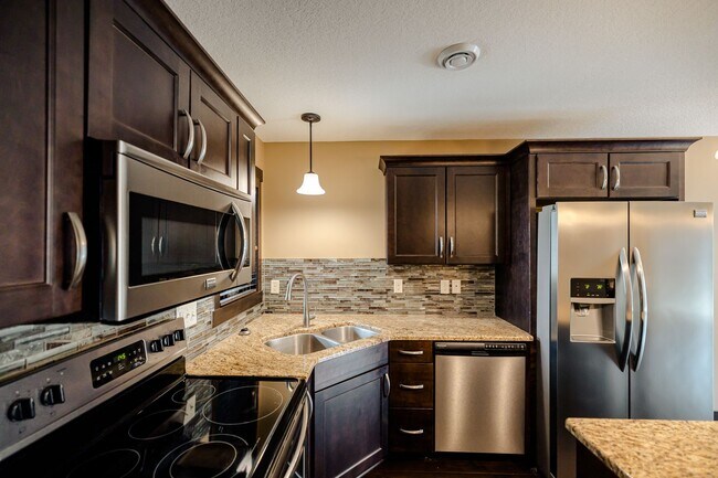 Portage Townhomes -Comfort, Style, and a Place to Call Home, Rochester, MN 55901 - photo 4