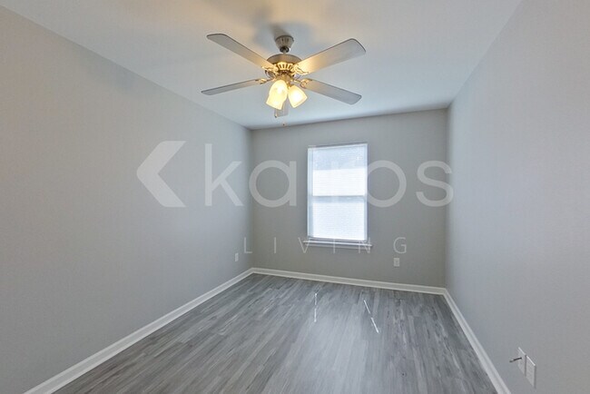 10005 W 20th St, Little Rock, AR 72205 - photo 7