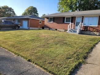 4701 Tall Oaks Dr, Dayton, OH 45432