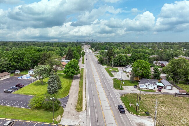 Edgewood is accessible by way of Madison street to downtown Indianapolis.