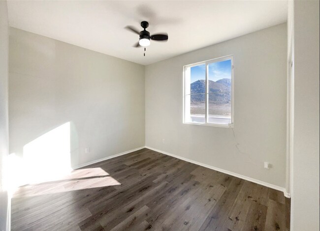 26625 Emperor Rd, Romoland, CA 92585 - photo 6