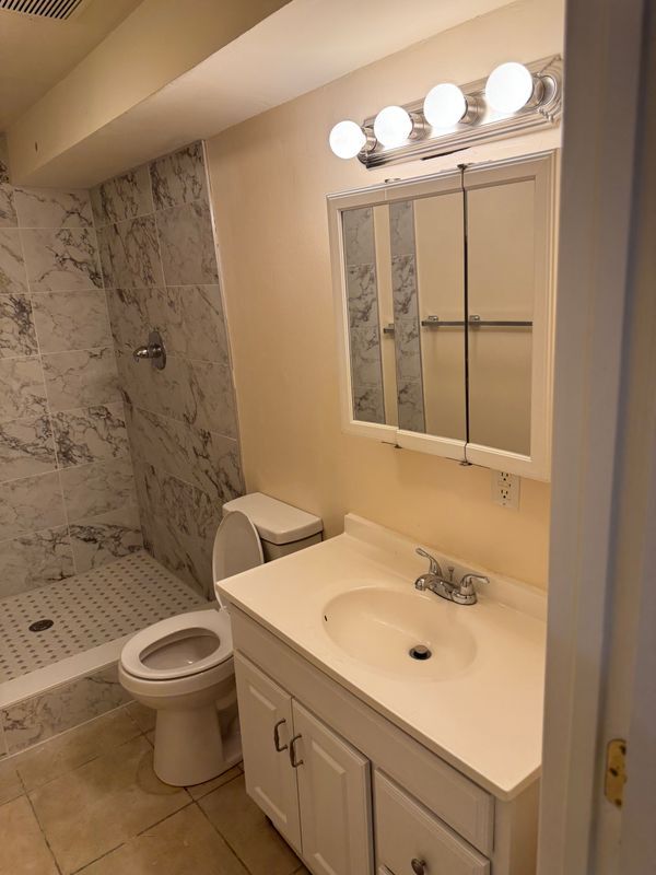 8701 Lindendale Dr, Laurel, MD 20707 - photo 5