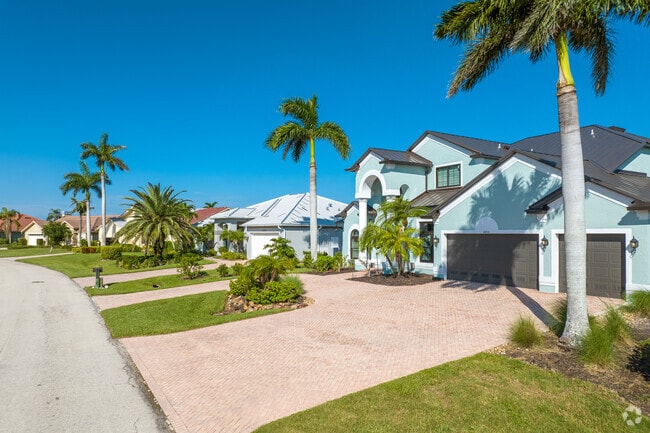 Punta Rassa has upscale homes for the most demanding single family dwellers.