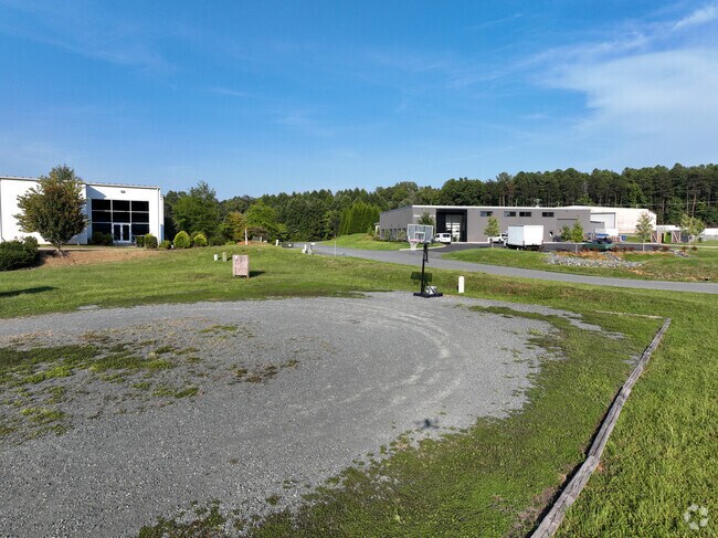 Lafayette School & Treatment Center
