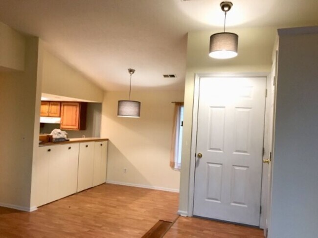 2999 Eagles Crest Cir unit C, Indianapolis, IN 46214 - photo 4