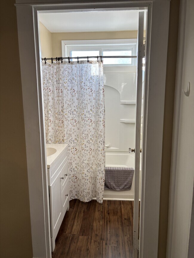 4124 Seneca St unit Lower, Buffalo, NY 14224 - photo 7