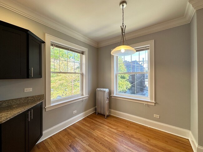 4414 N Rockwell St unit A09W, Chicago, IL 60625 - photo 7