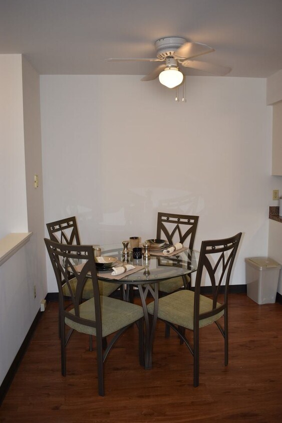 Mayfair Apartments 52745340 N Lovers Lane Rd, Milwaukee, WI