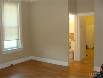 1722 Nebraska Ave unit 2nd floor, Saint Louis, MO 63104 - photo 5