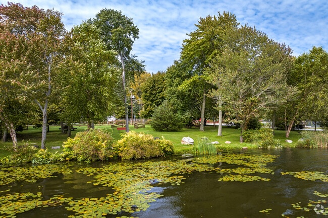 Lake Musconetcong Park in Stanhope, NJ, has a playground, picnic tables and lake access.