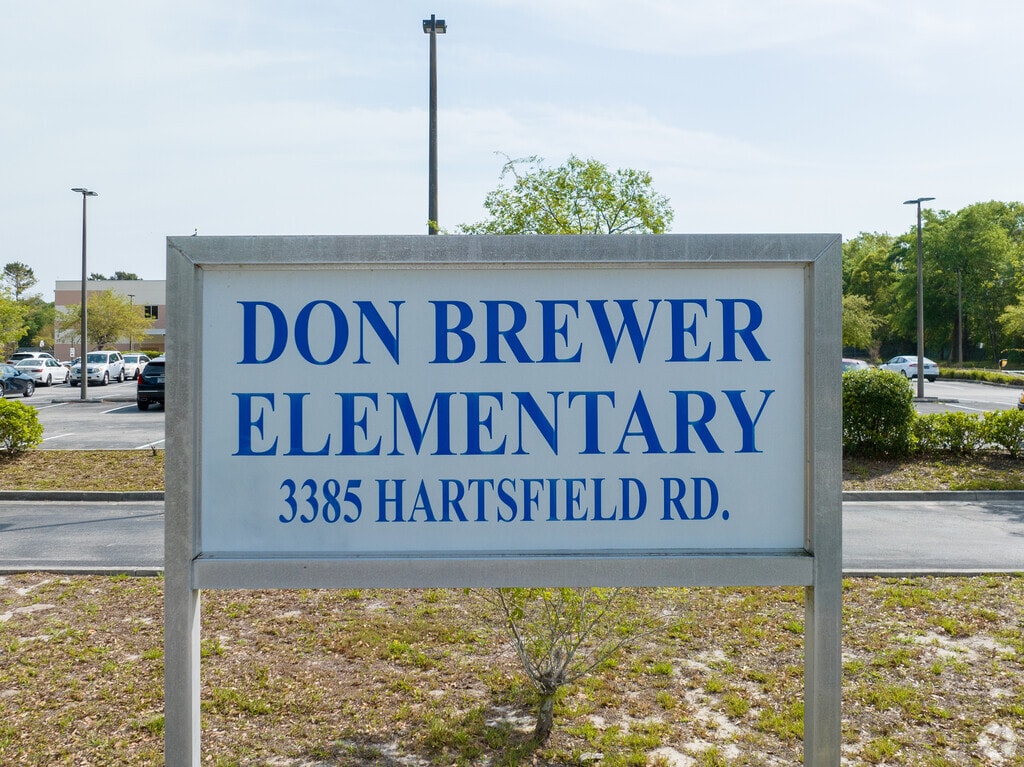 Don Brewer Elementary School entrance sign
