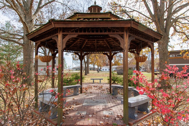 A gazebo in Portage Des Sioux recognizing the town's bicentennial.