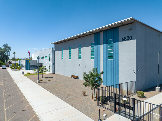 Imagine Desert West Middle School