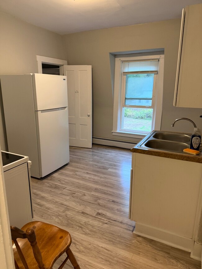 60 Summer St unit . 2, Charlestown, NH 03603 - photo 7
