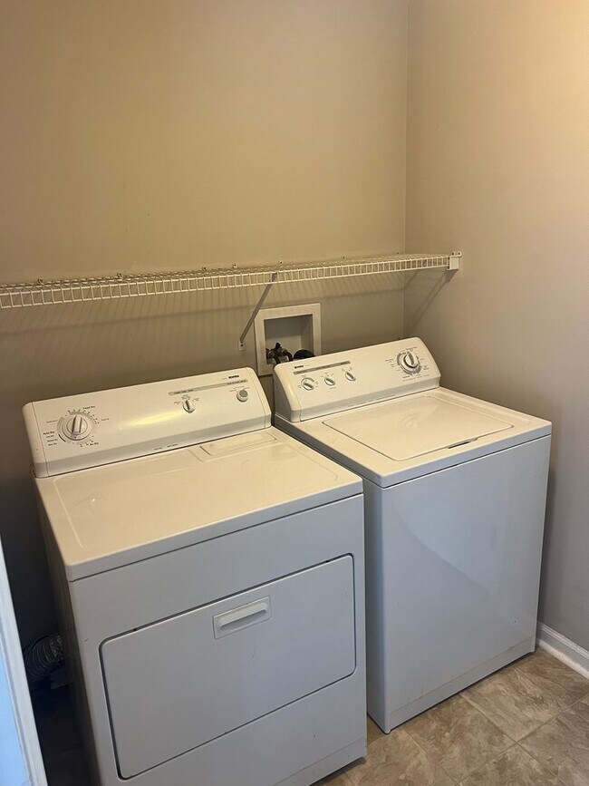 934 Stage Rd, Auburn, AL 36830 - photo 5