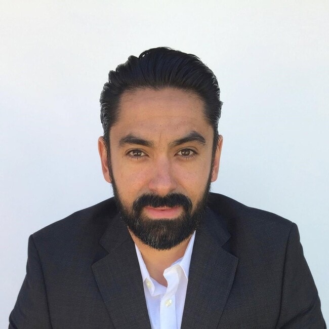 Agent Photo