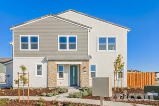 8221 Perla Way, Sacramento, CA 95832