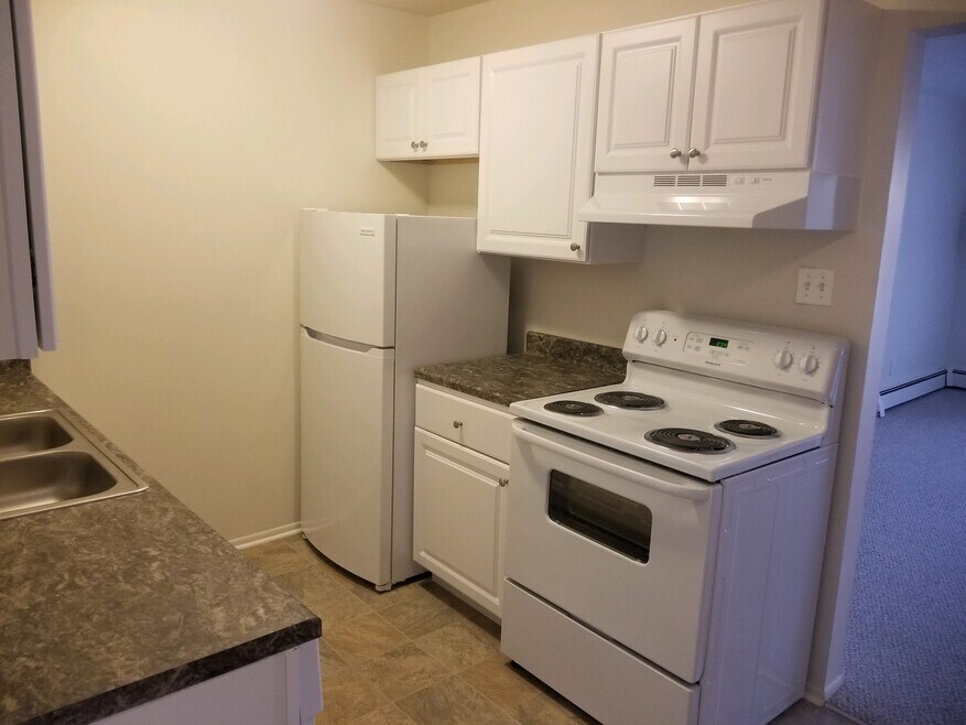 Campbell Manor, Royal Oak, MI 48067 - photo 1